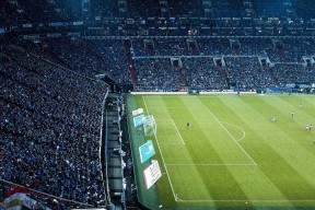 u球体育APP-温网战况：曼联防线稳固，莱比锡进攻受阻，孙铭徽成最佳